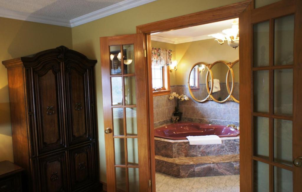 Villa Alexandrea Ниагара-Фолс Номер фото